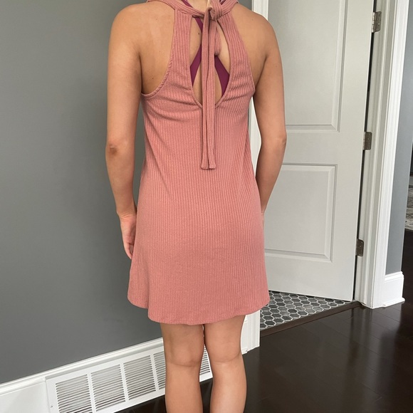 Dress - Picture 2 of 7